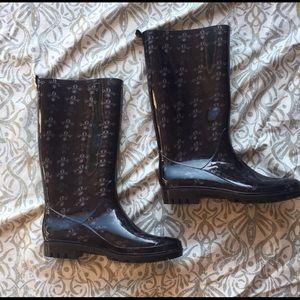 Brand new rain boots☔️☔️